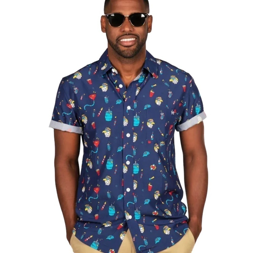 TIPSY ELVES Mens Size S EPIC EAGLE KEG PARTY BUTTON FRONT HAWAIIAN SHIRT